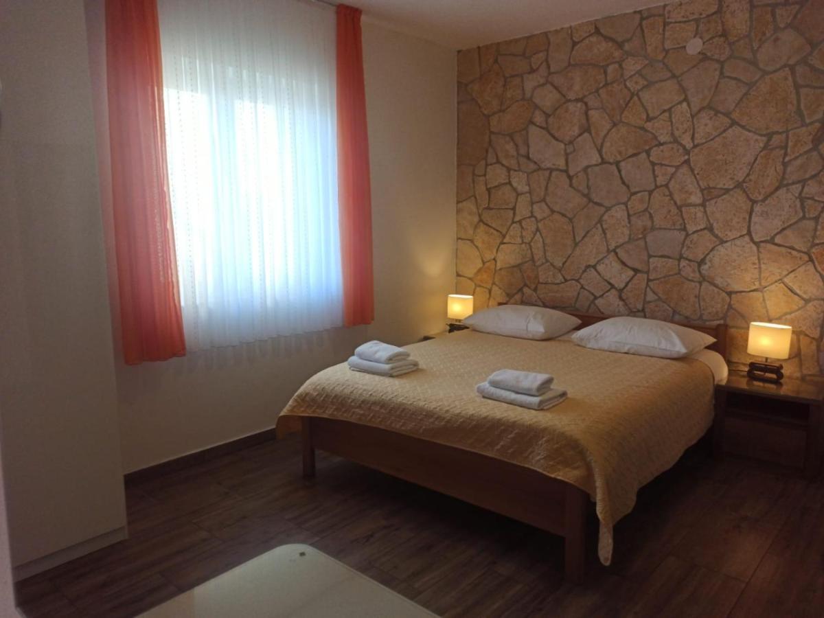 Guest House Renata Ζαντάρ Εξωτερικό φωτογραφία