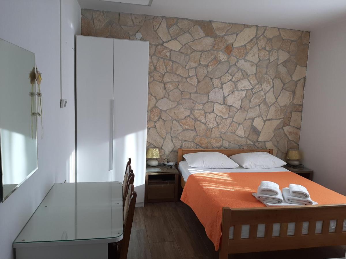 Guest House Renata Ζαντάρ Εξωτερικό φωτογραφία