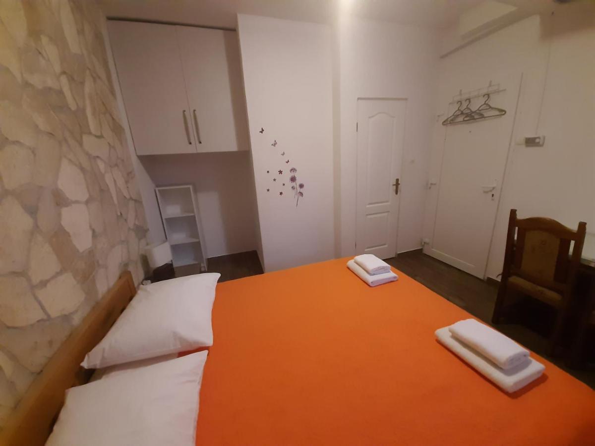 Guest House Renata Ζαντάρ Εξωτερικό φωτογραφία