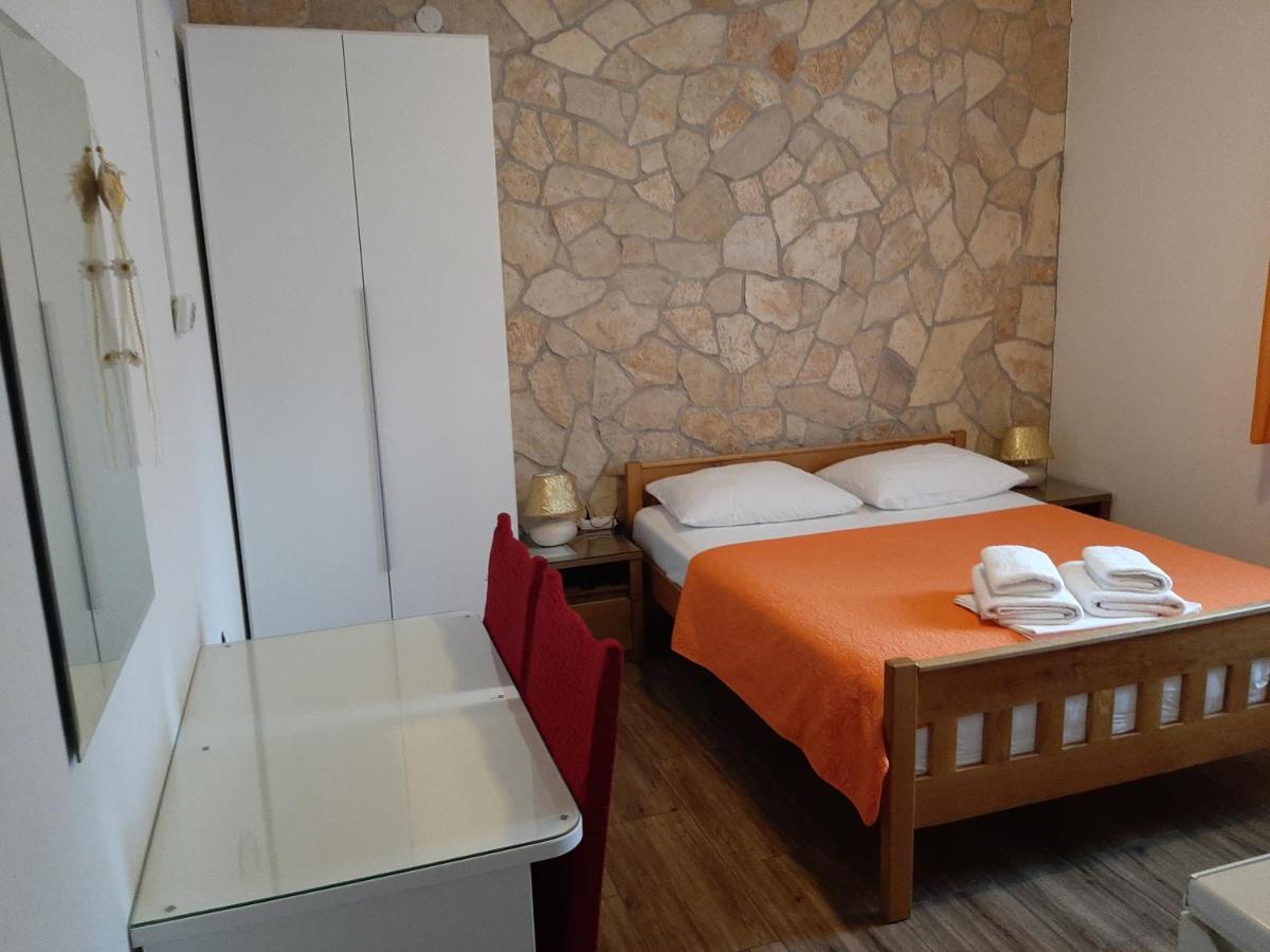 Guest House Renata Ζαντάρ Εξωτερικό φωτογραφία