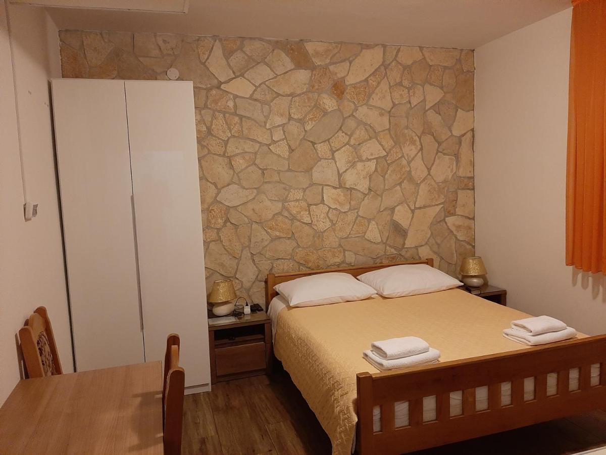 Guest House Renata Ζαντάρ Εξωτερικό φωτογραφία