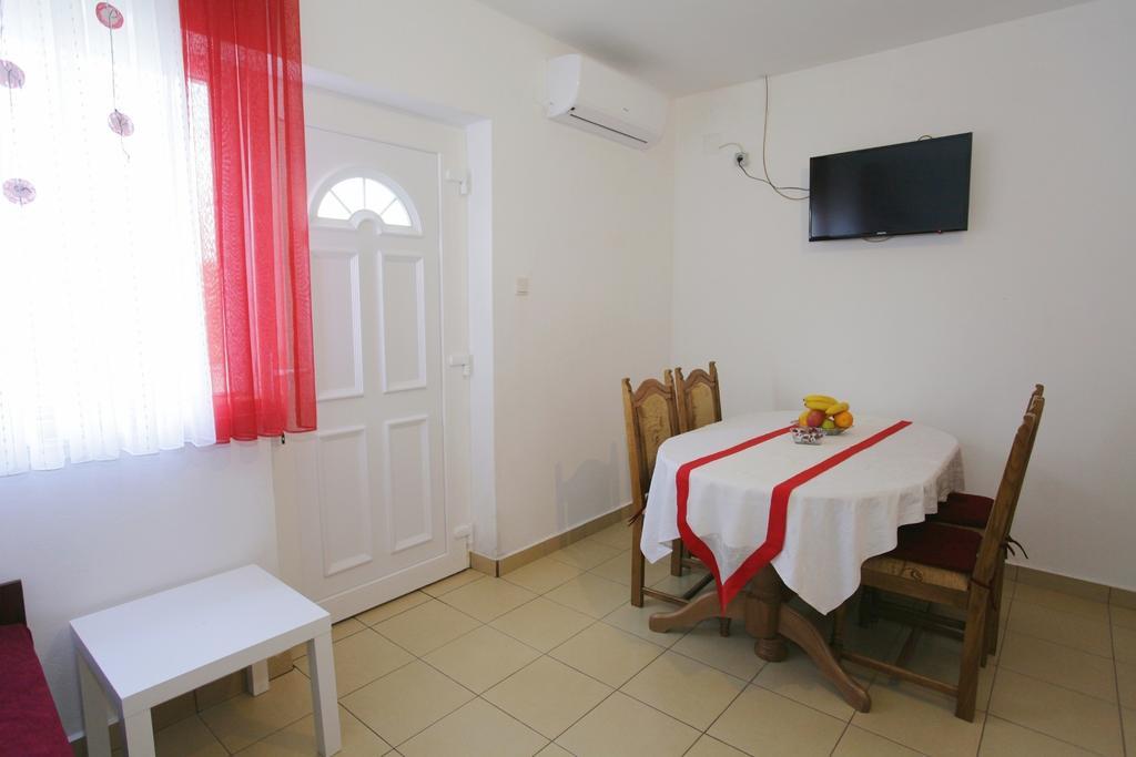 Guest House Renata Ζαντάρ Δωμάτιο φωτογραφία